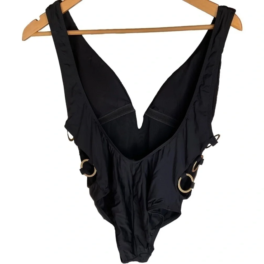 ATHENA Womens AT11538 Hey There Stud Plunge Maillot One Piece Swimsuit S…